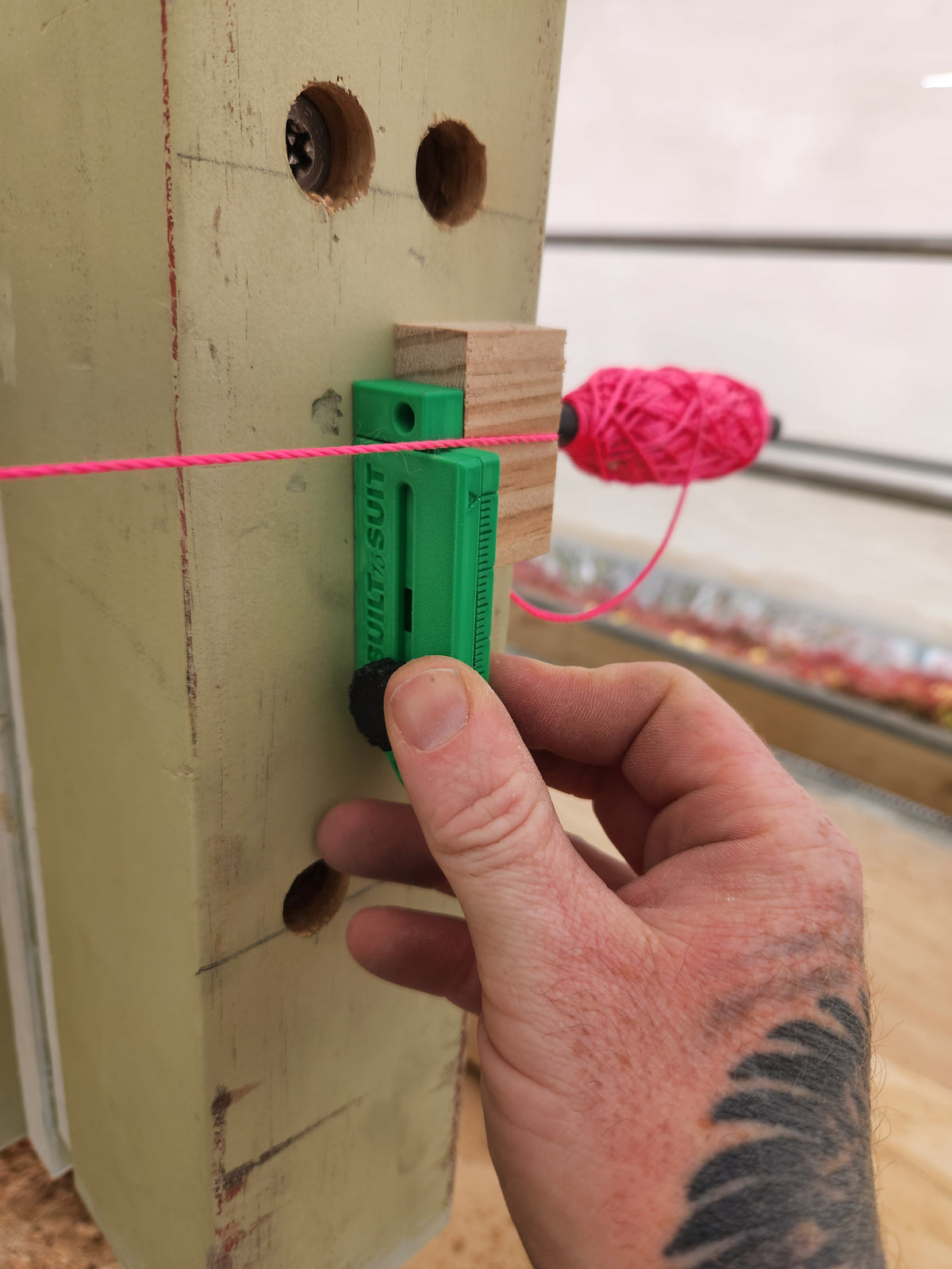 Quick Gauge – Adjustable Offset Marking Gauge