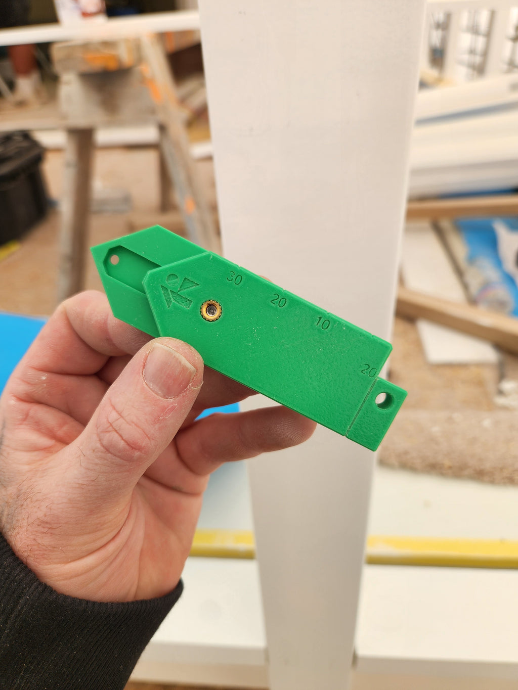 Quick Gauge – Adjustable Offset Marking Gauge
