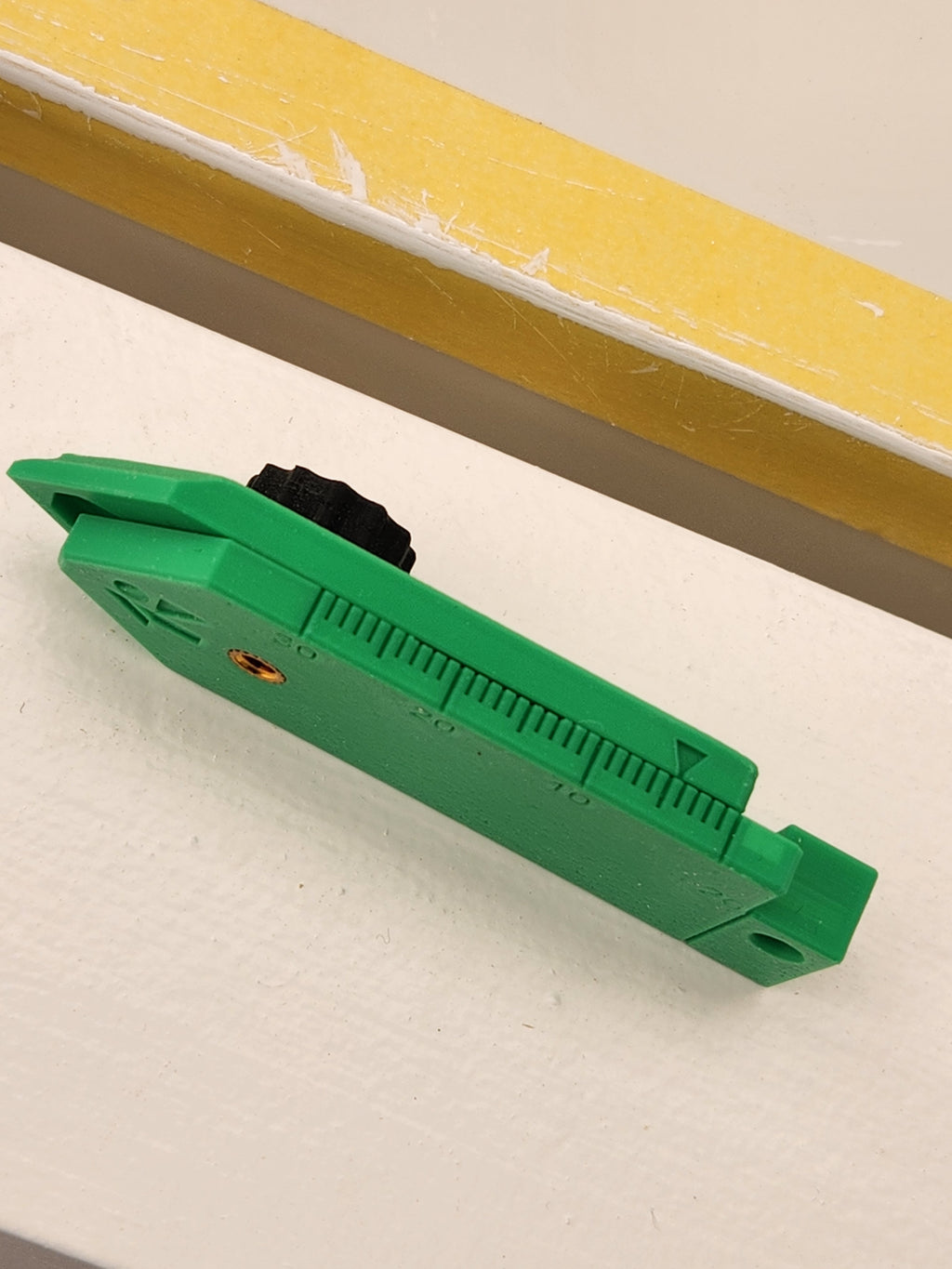 Quick Gauge – Adjustable Offset Marking Gauge
