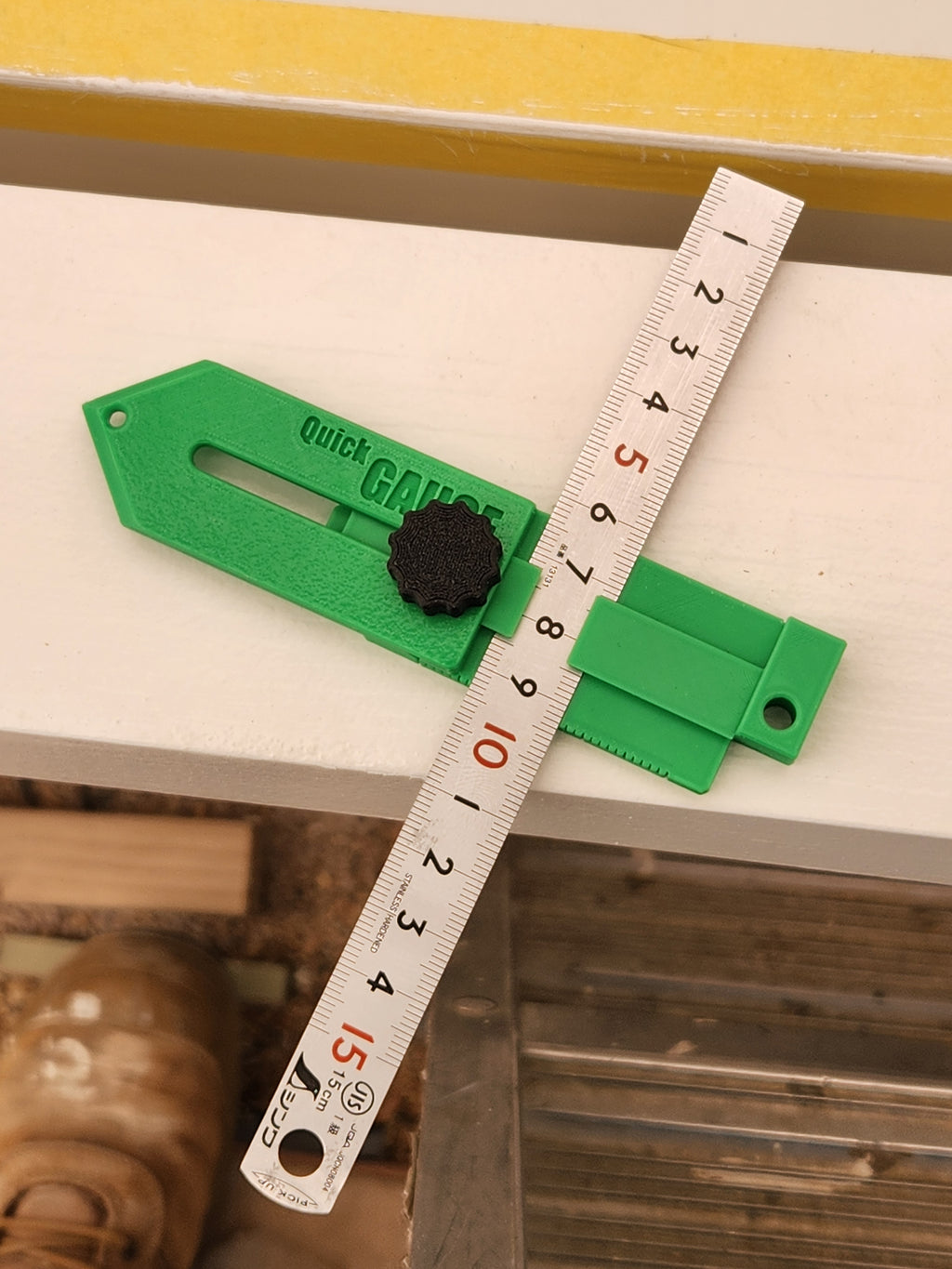 Quick Gauge – Adjustable Offset Marking Gauge