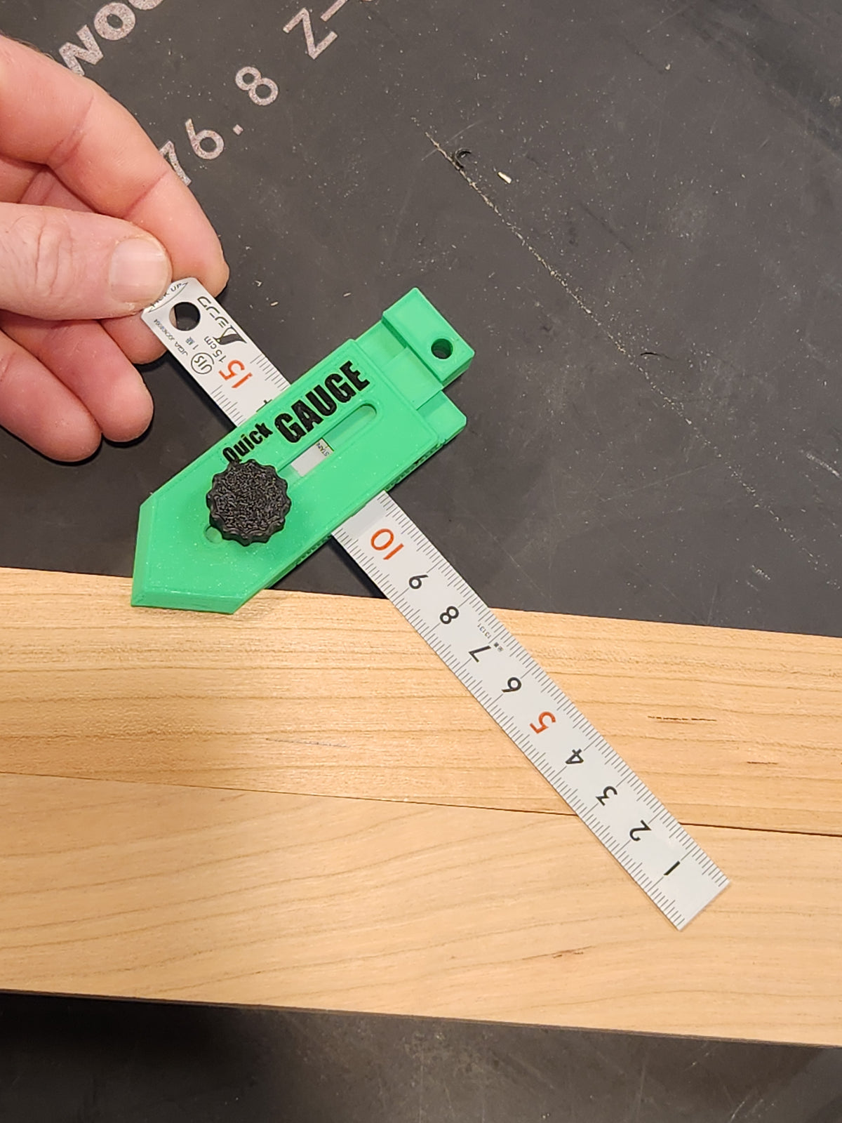 Quick Gauge – Adjustable Offset Marking Gauge